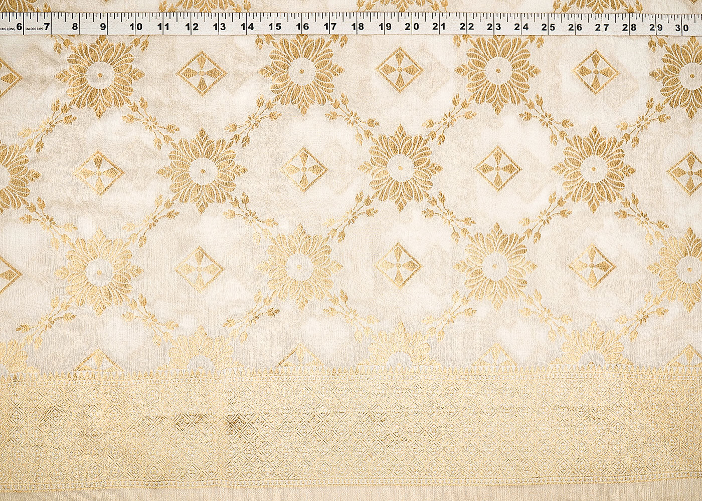 White-Dyeable-Georgette-Fabric-With-Allover-Zari-Handloom-With-One-Side-Border-22339-measurement-view