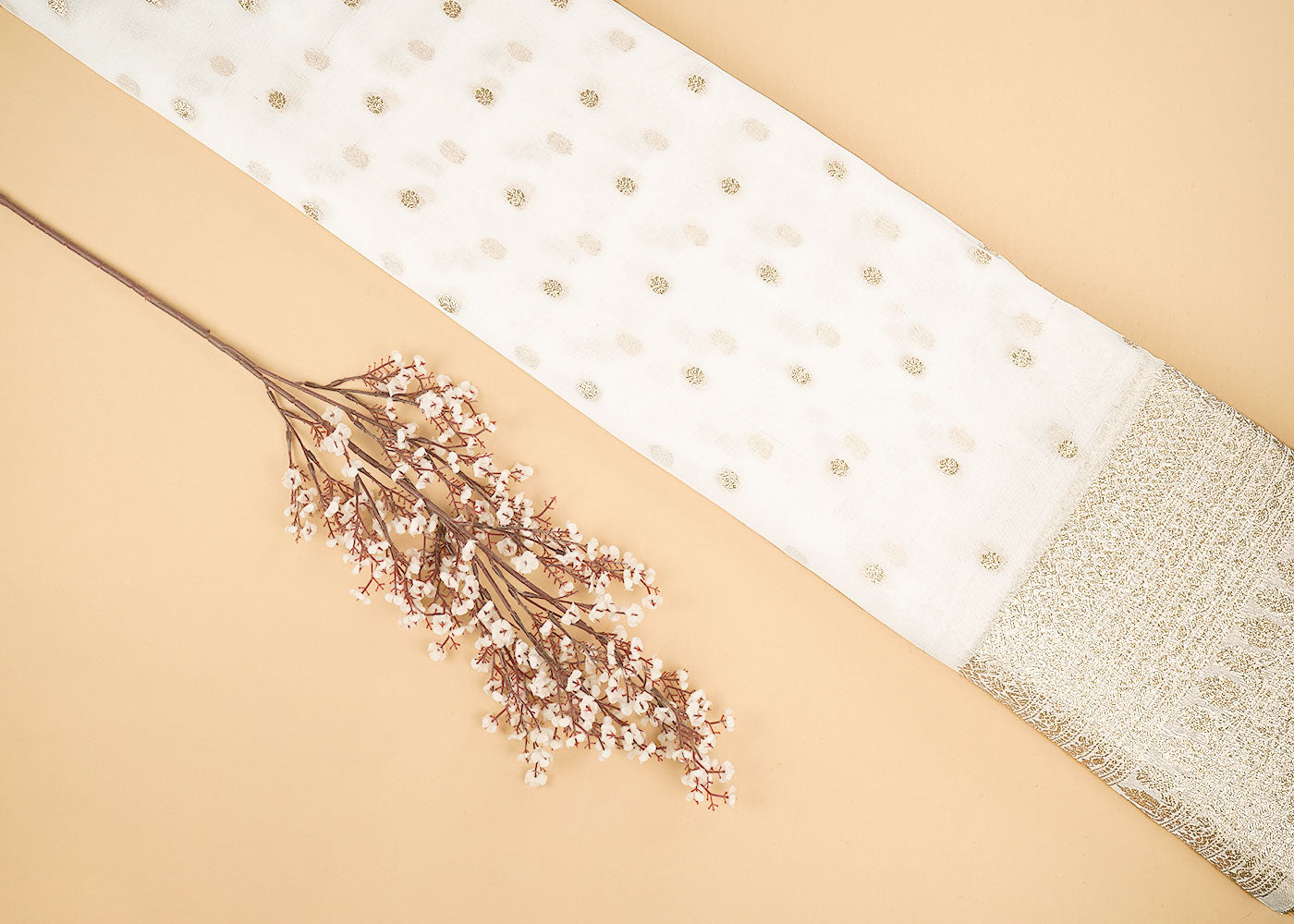 White-Dyeable-Georgette-Fabric-With-Allover-Zari-Handloom-With-One-Side-Border-22341