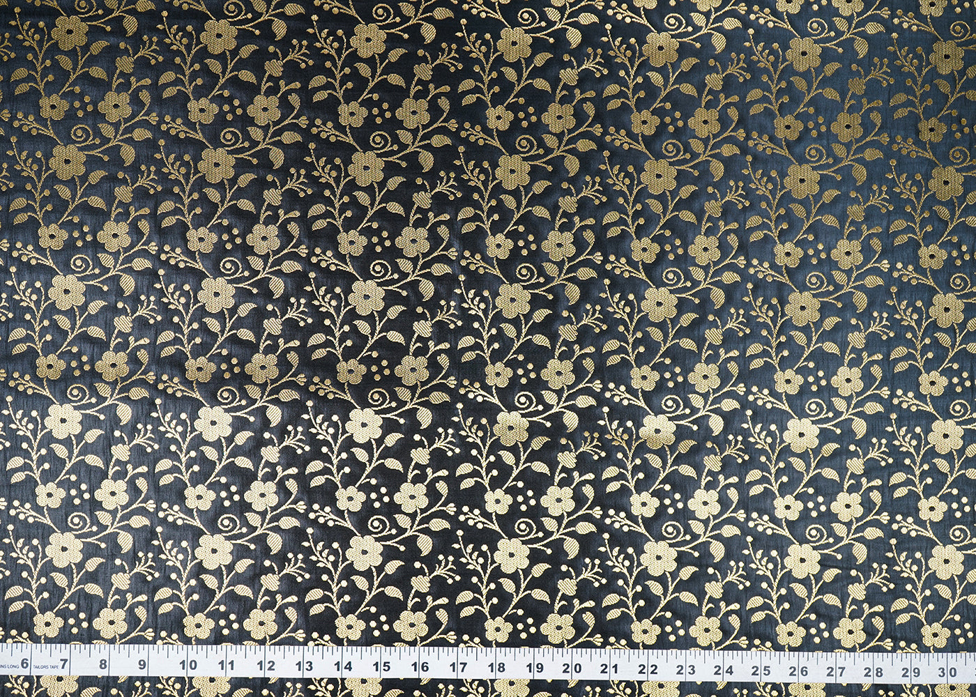Black-Banarasi-Brocade-Fabric-With-All-Over-Golden-Zari-Handloom-22565-measurement-view