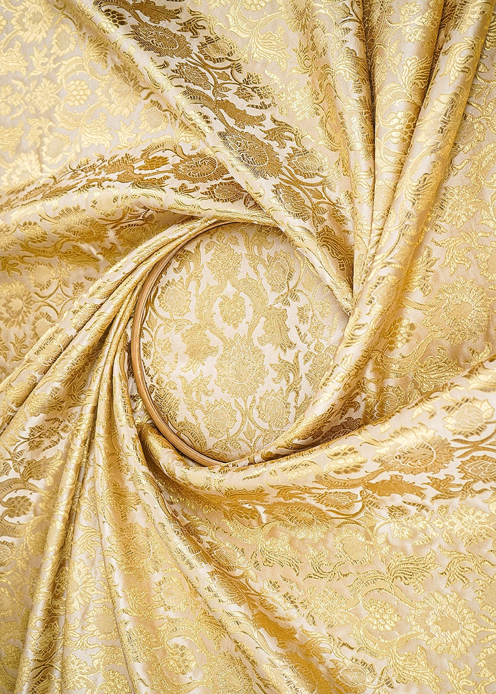 Golden-Banarasi-Brocade-Fabric-With-All-Over-Zari-Handloom-22574-close-view
