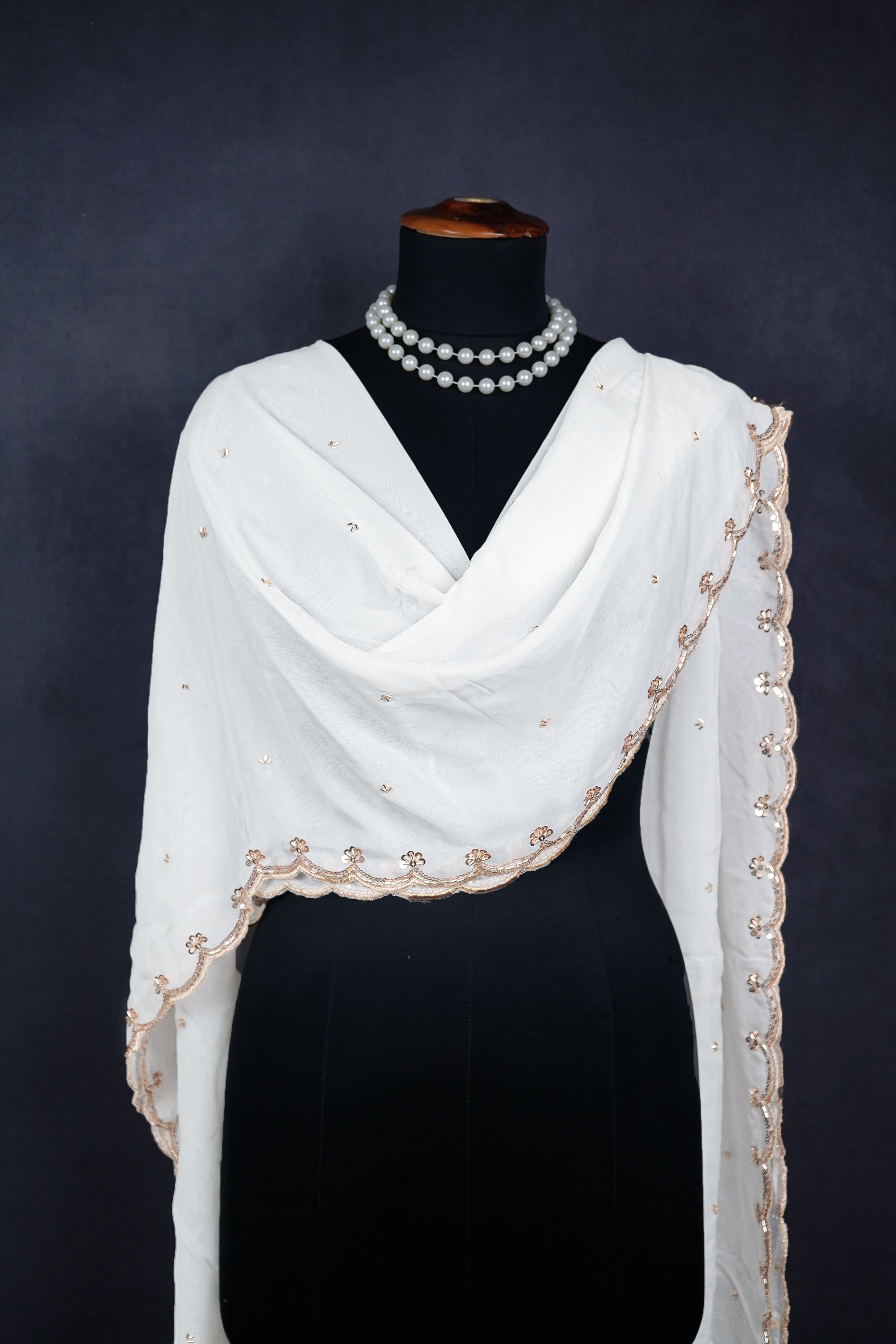 white-organza-dupatta-with-all-over-katdana-sequins-and-zari-work-with-scalloped-borders-22595-real-view