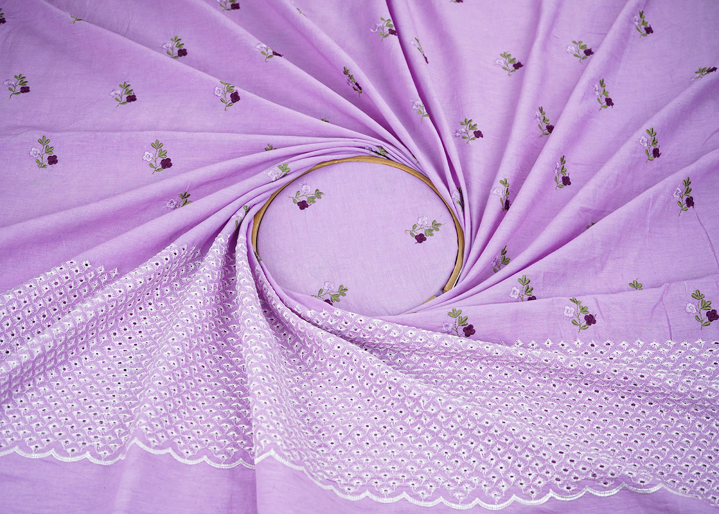 Purple-Cotton-Fabric-With-All-Over-Floral-Buti-Thread-Work-And-Schiffli-Scalloped-Border-22622-close-view