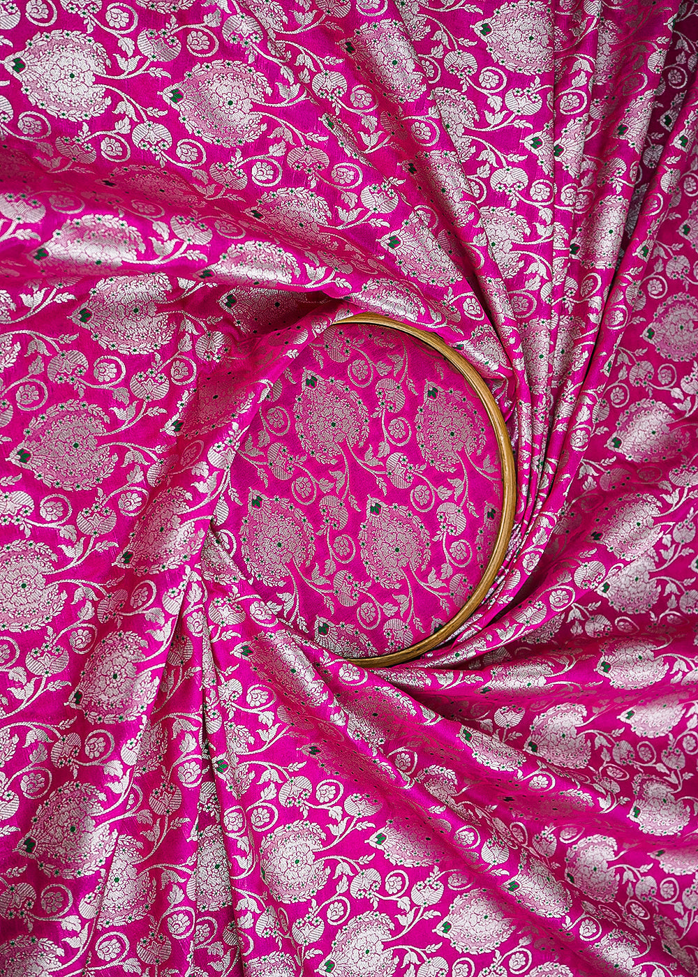 Magenta-Banarasi-Brocade-Fabric-With-All-Over-Golden-Zari-Handloom-22716-close-view