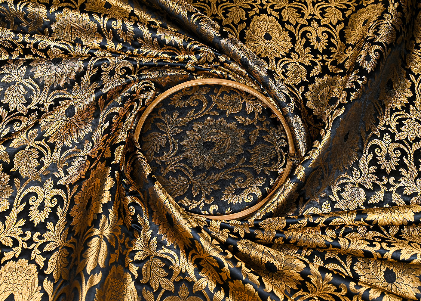Black-Banarasi-Brocade-Fabric-With-All-Over-Golden-Zari-Handloom-22814-close-view