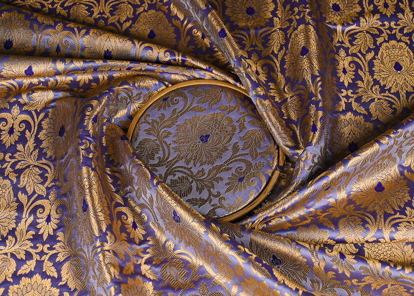Lavender-Banarasi-Brocade-Fabric-With-All-Over-Golden-Zari-Handloom-22821-close-view