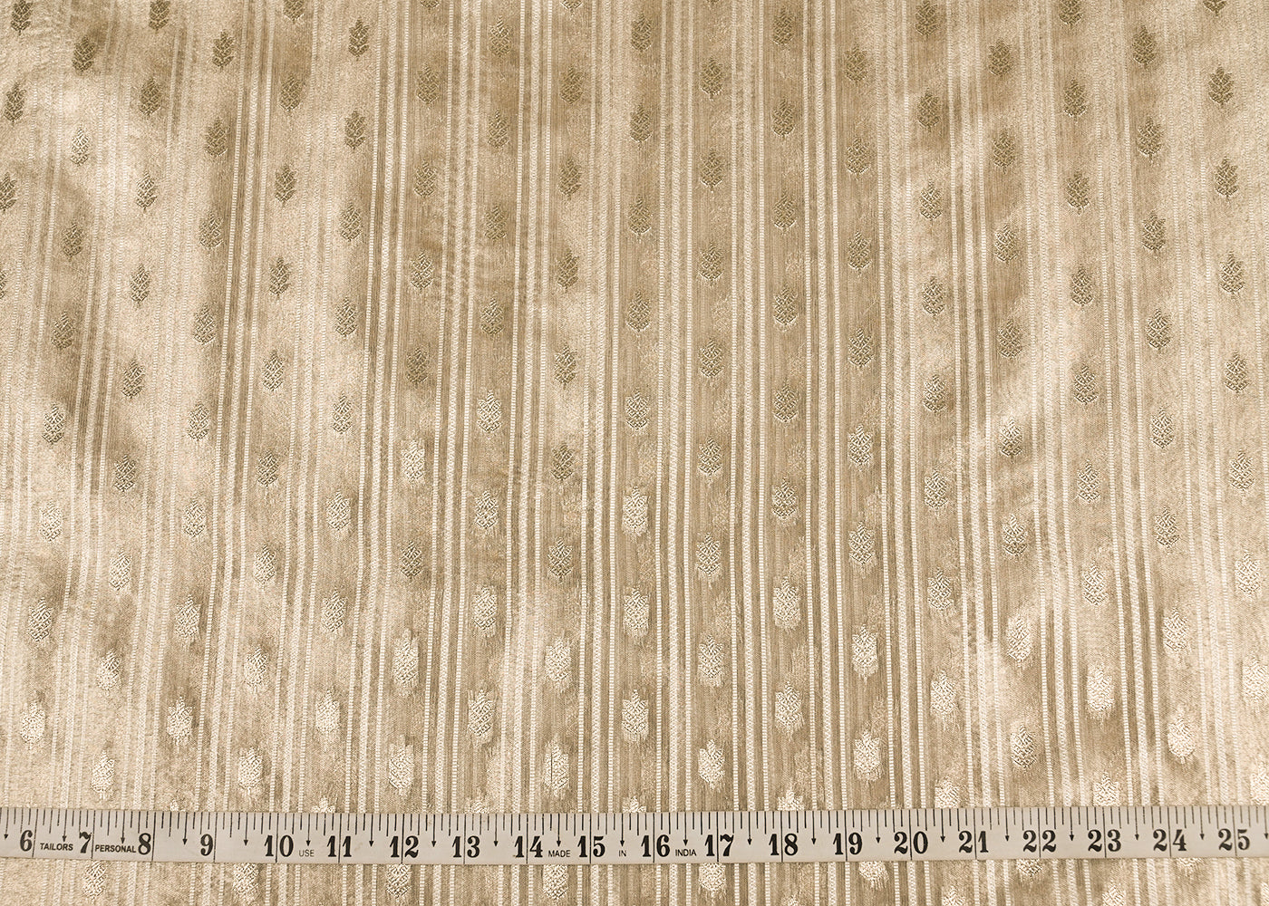 White-Organza-Fabric-With-All-Over-Zari-Handloom-22853-measurment-view