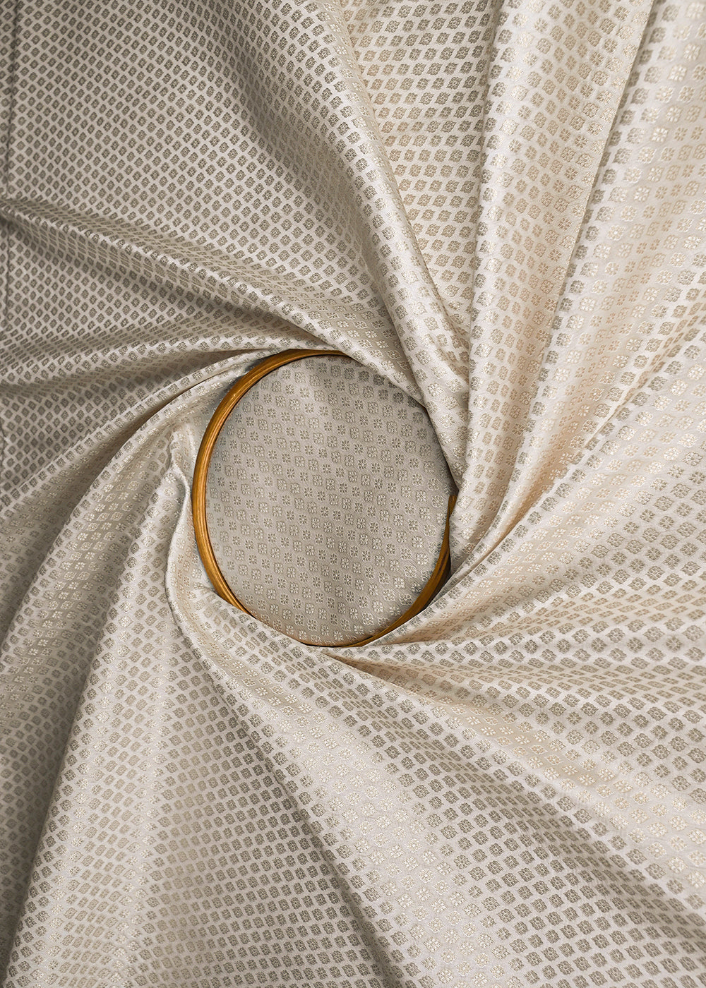 White-Banarasi-Brocade-Fabric-With-All-Over-Silver-And-Golden-Zari-Handloom-22919-close-view