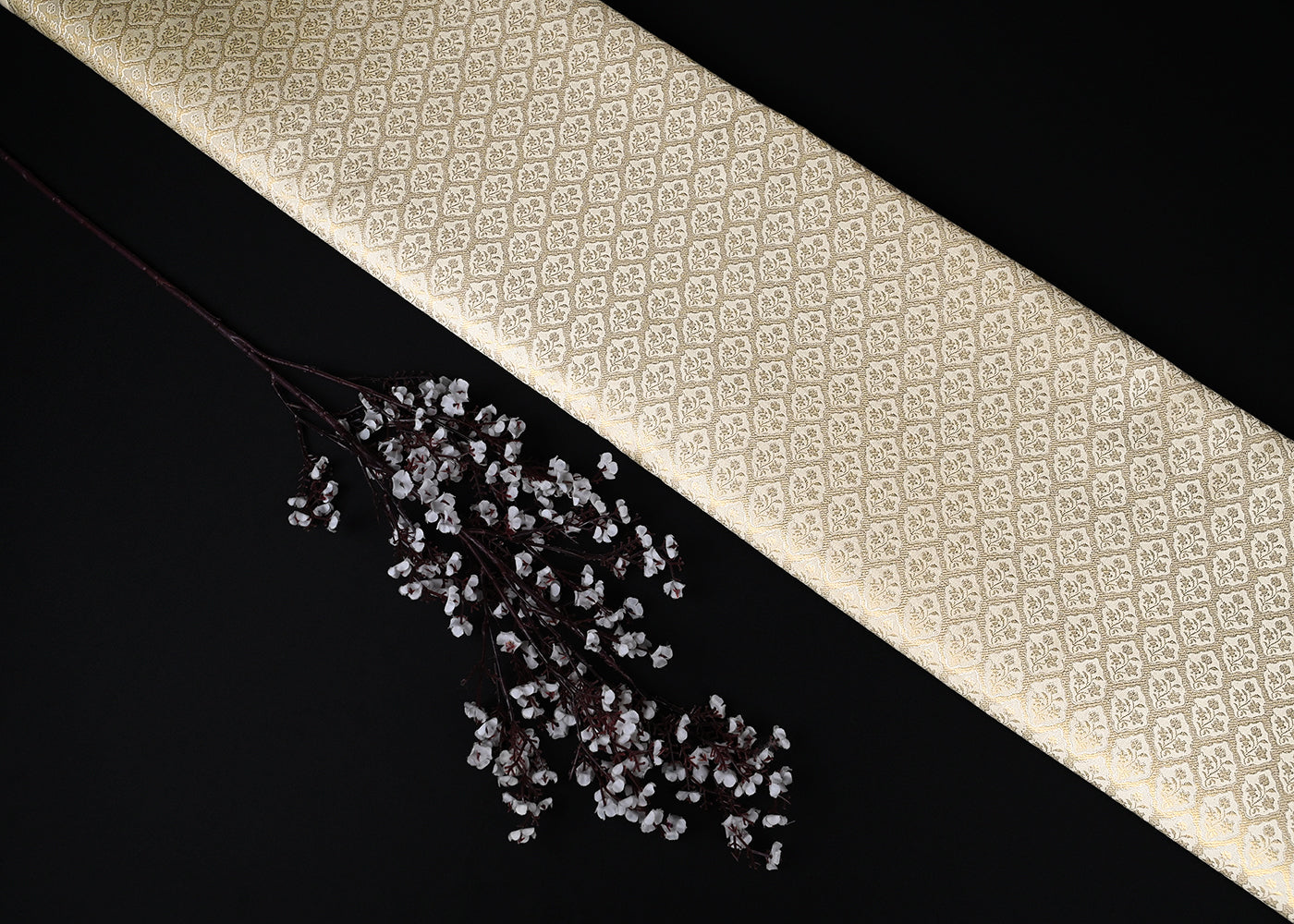 Light-Beige-Banarasi-Brocade-Fabric-With-All-Over-Silver-And-Golden-Zari-Handloom-22933
