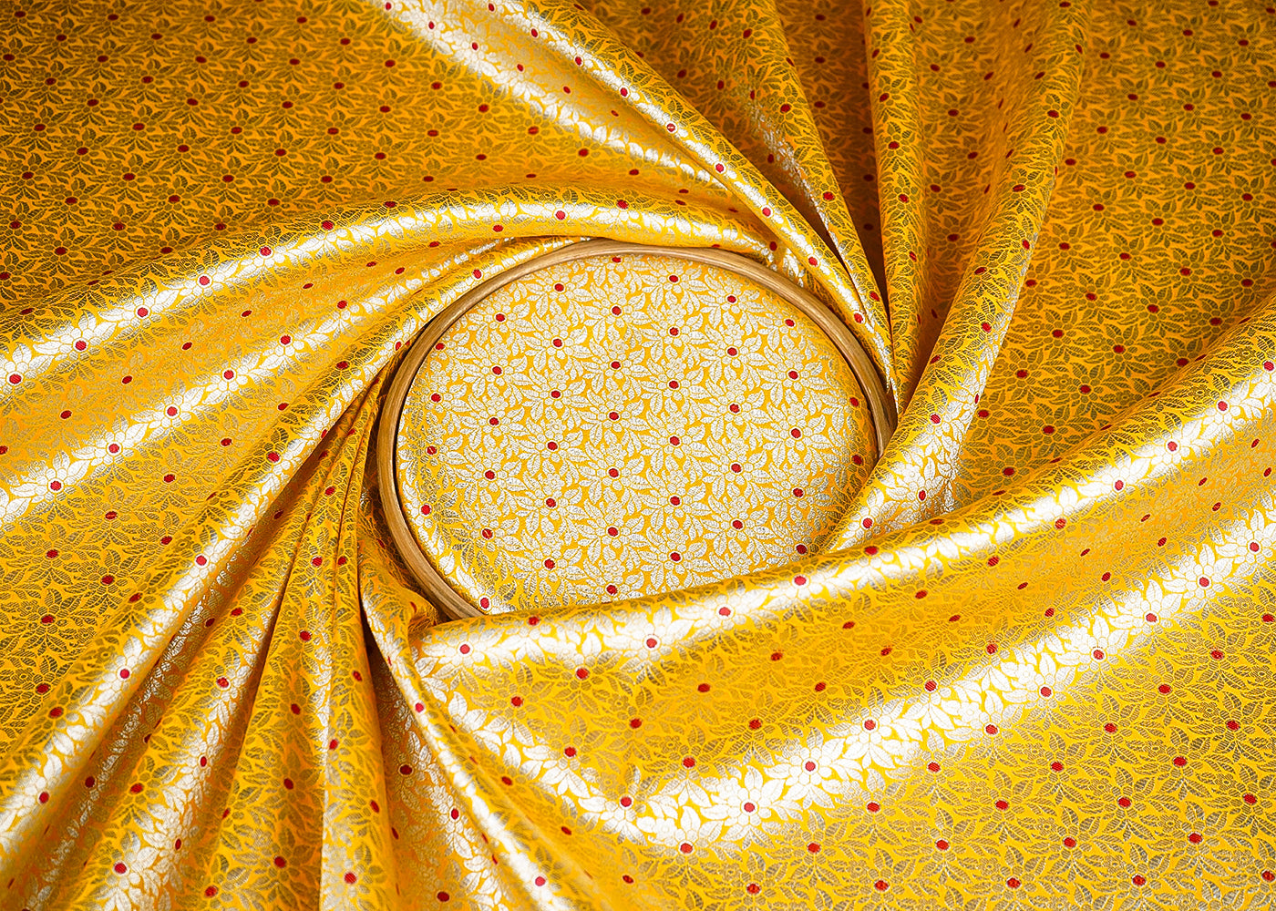 Mustard-Banarasi-Brocade-Fabric-With-All-Over-Golden-Zari-Handloom-23008-close-view
