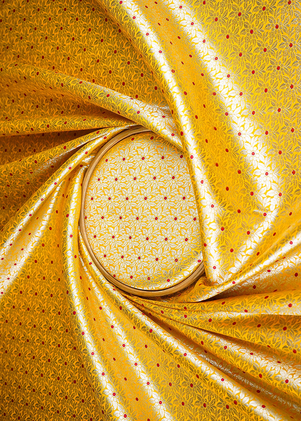 Mustard-Banarasi-Brocade-Fabric-With-All-Over-Golden-Zari-Handloom-23008-close-view