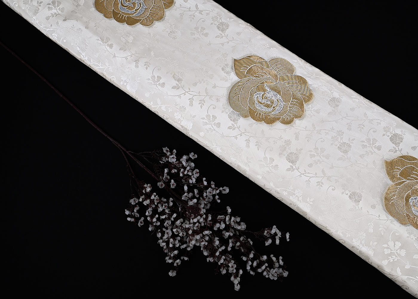 White-Dyeable-Silk-Fabric-With-All-Over-Foil-And-Self-Work-23015