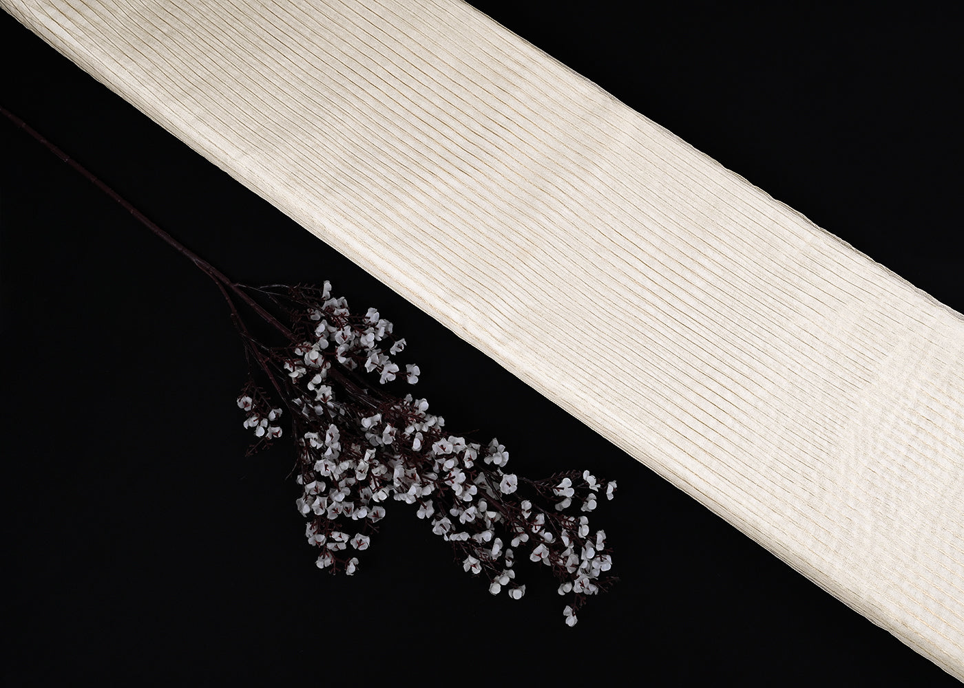 White-Dyeable-Organza-Fabric-With-All-Over-Zari-Handloom-23087
