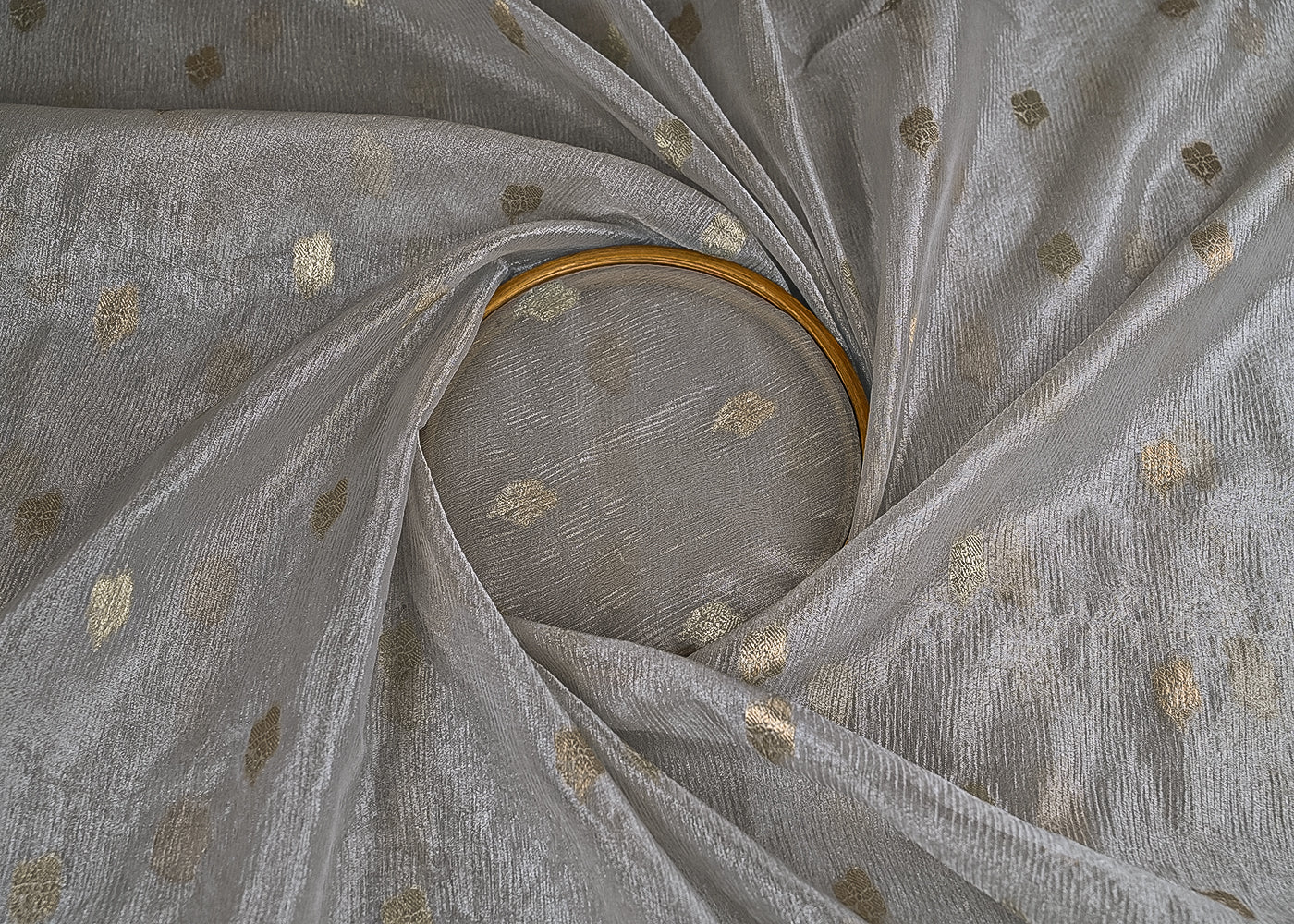 Silver-Tissue-Fabric-With-All-Over-Zari-Handloom-23095-close-view