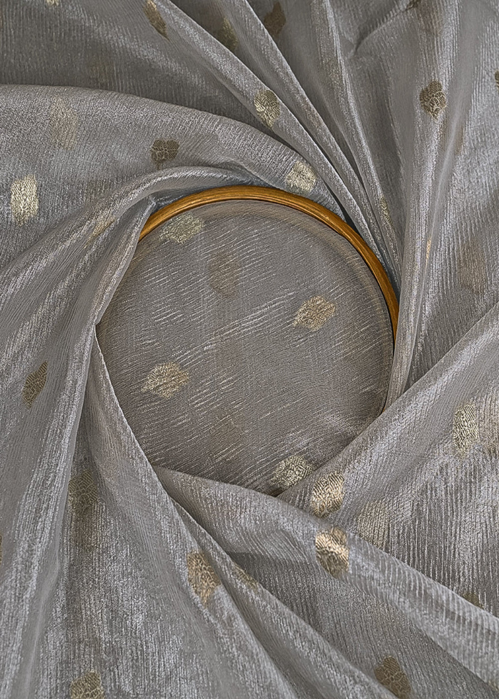 Silver-Tissue-Fabric-With-All-Over-Zari-Handloom-23095-close-view