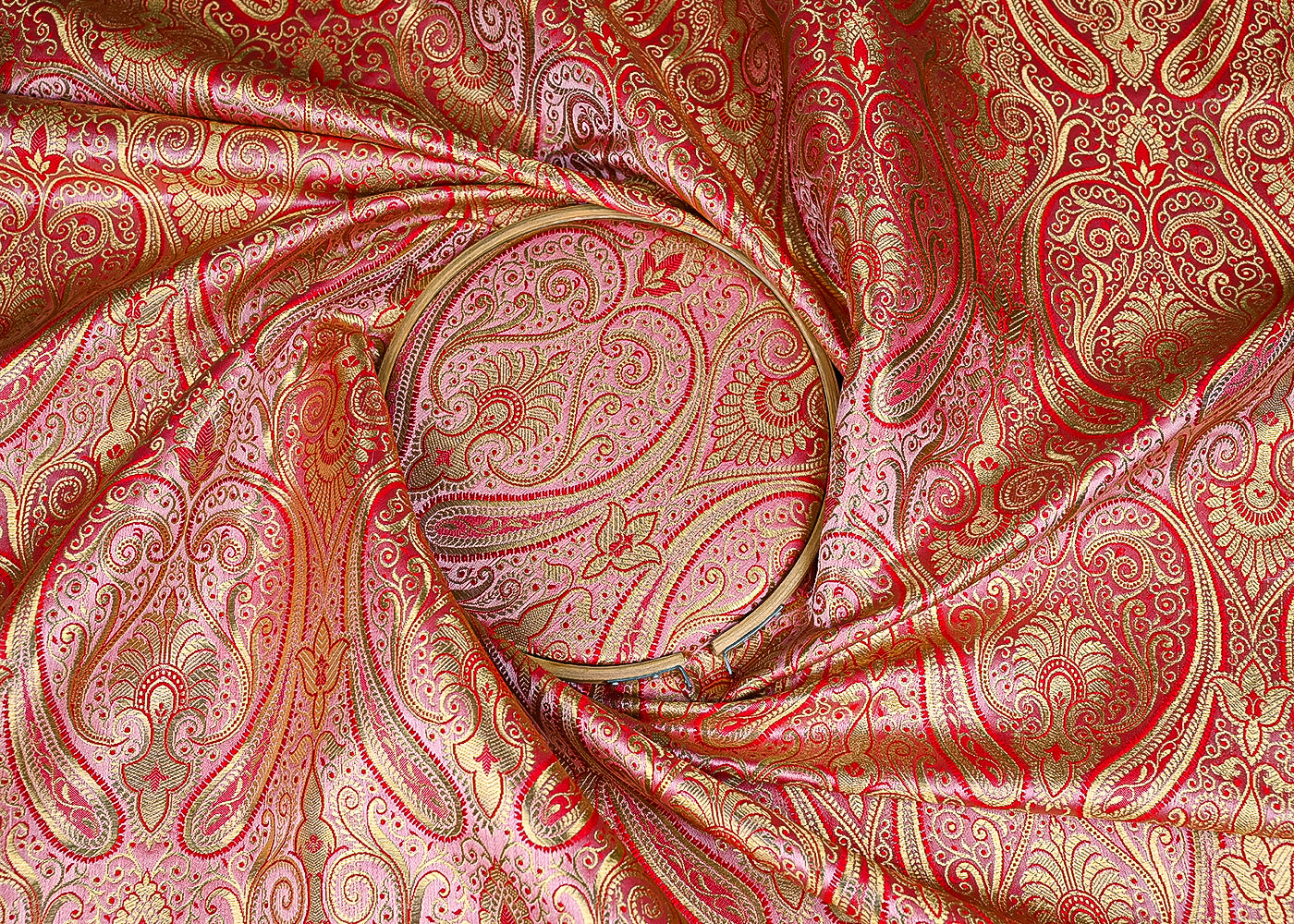 Light Pink Banarasi Brocade Fabric With All Over Golden Zari Handloom 23174