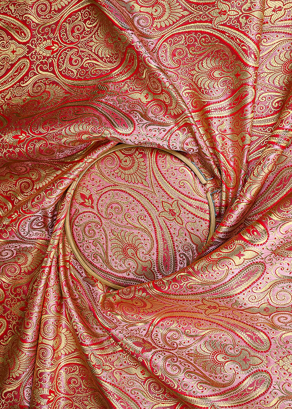 Light-Pink-Banarasi-Brocade-Fabric-With-All-Over-Golden-Zari-Handloom-23174-close-view
