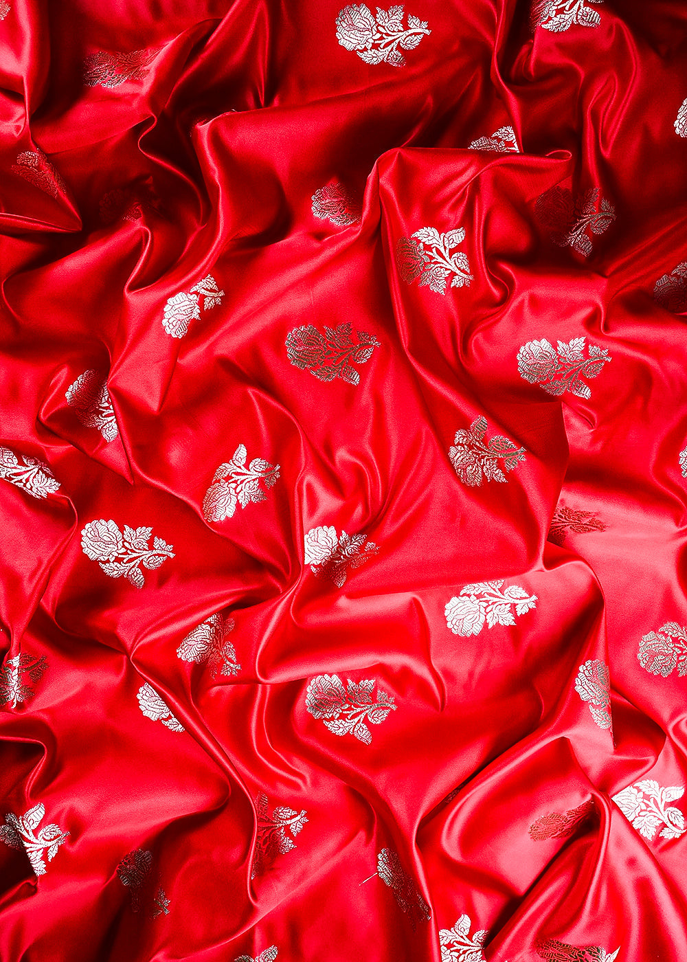 Red Banarasi Brocade Fabric With All Over Zari Handloom 23722