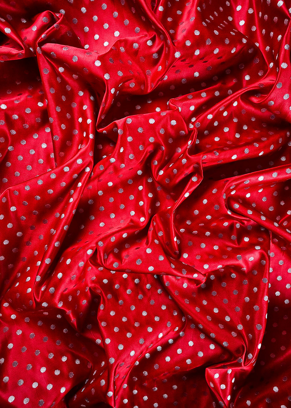 Red Banarasi Brocade Fabric With All Over Zari Handloom 23742