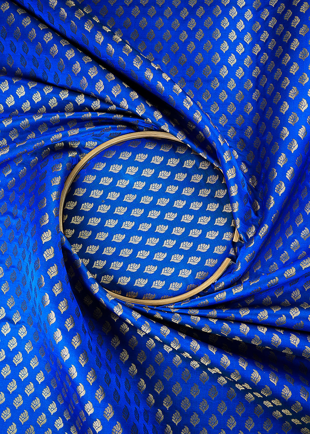 Royal Blue Banarasi Brocade Fabric With All Over Thread And Zari Handloom 23839