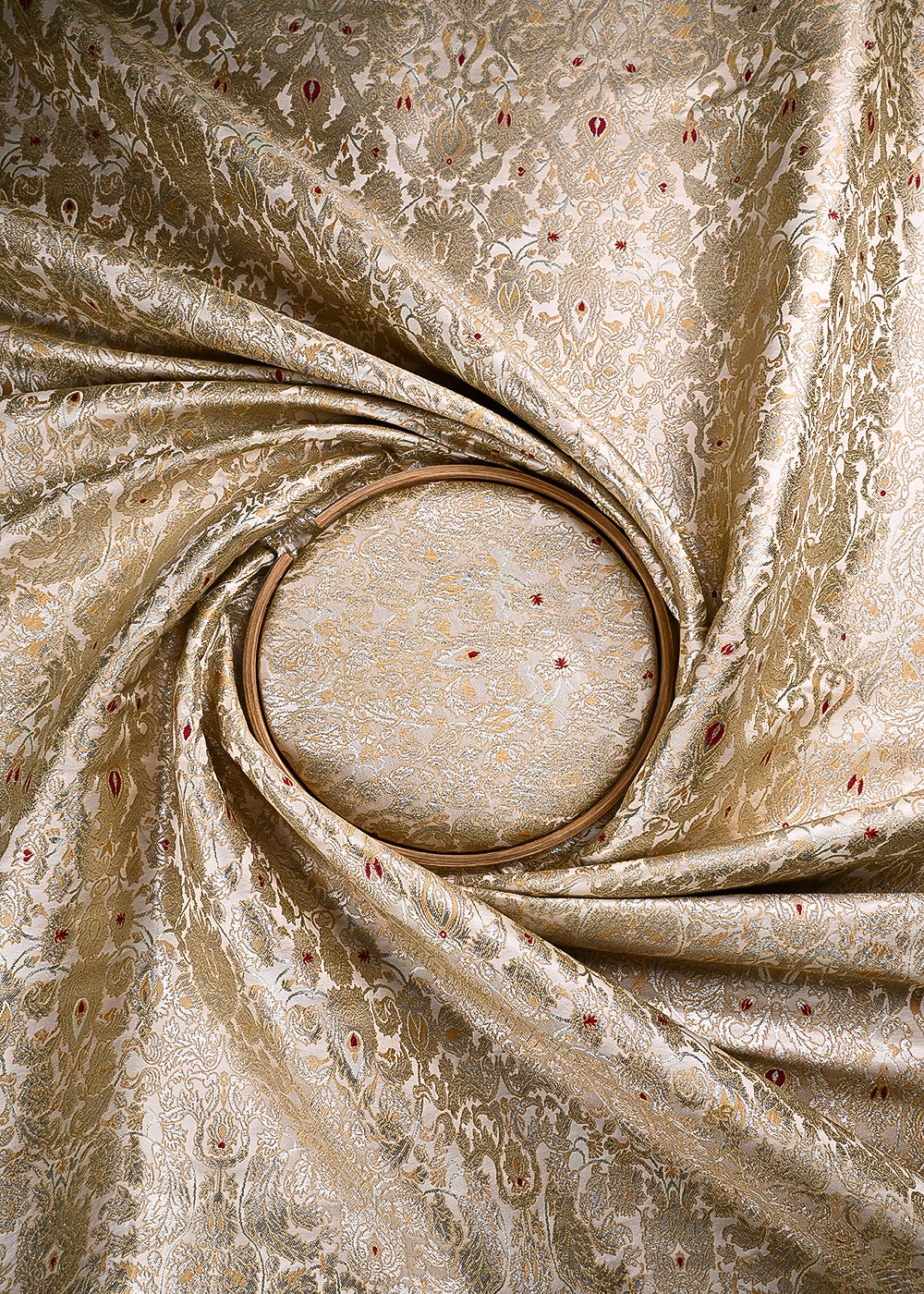 Off White Banarasi Brocade Fabric With All Over Thread And Zari Handloom 23882