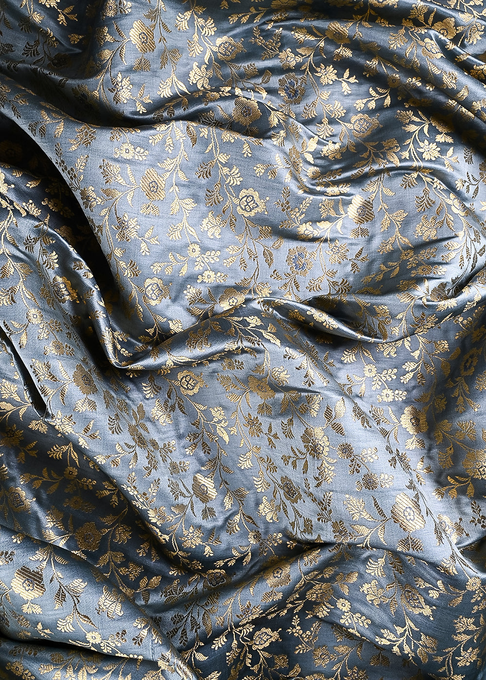 Grey Banarasi Brocade Fabric With All Over Thread And Zari Handloom 24261