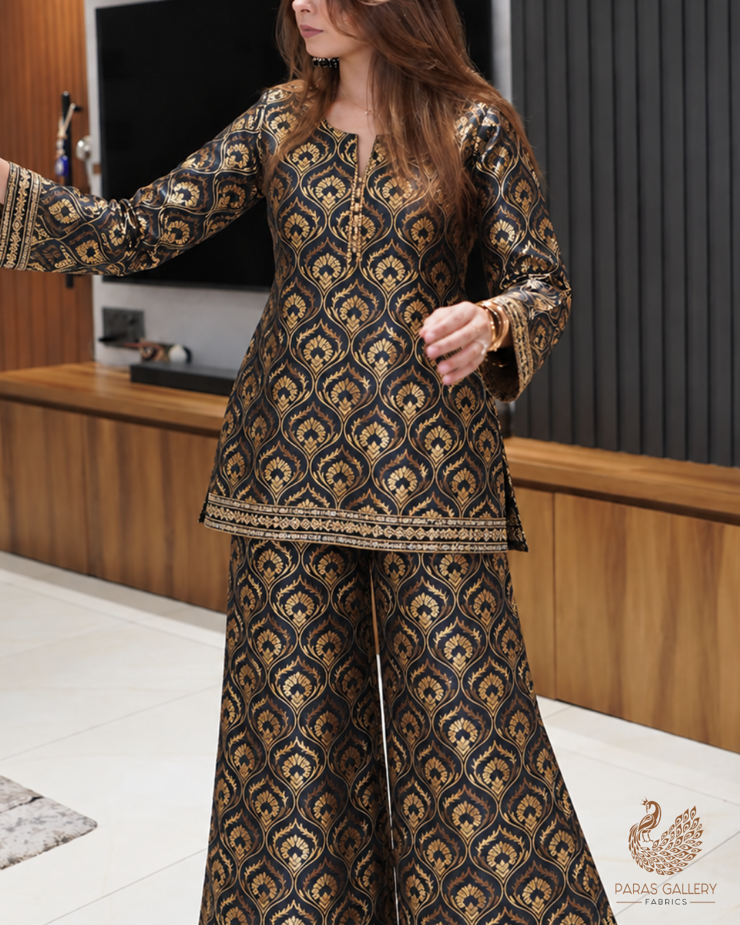 Black Banarasi Brocade Fabric With All Over Thread And Zari Handloom 24289