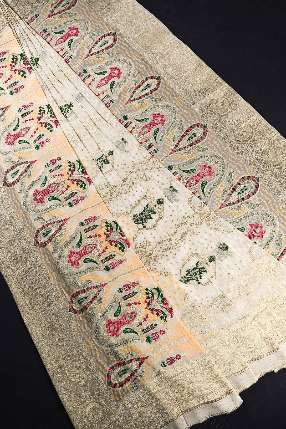 White Dyeable Banarasi Silk Dupatta All Over Zari And Thread Work 24612