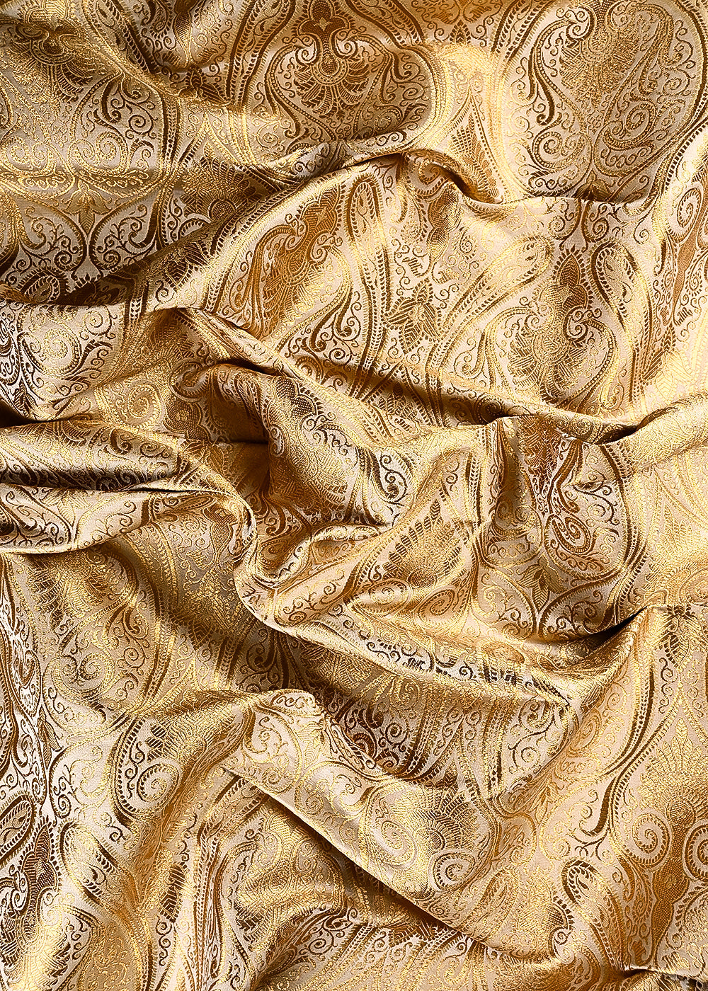 Beige Banarasi Brocade Fabric With All Over Thread And Zari Handloom 24929