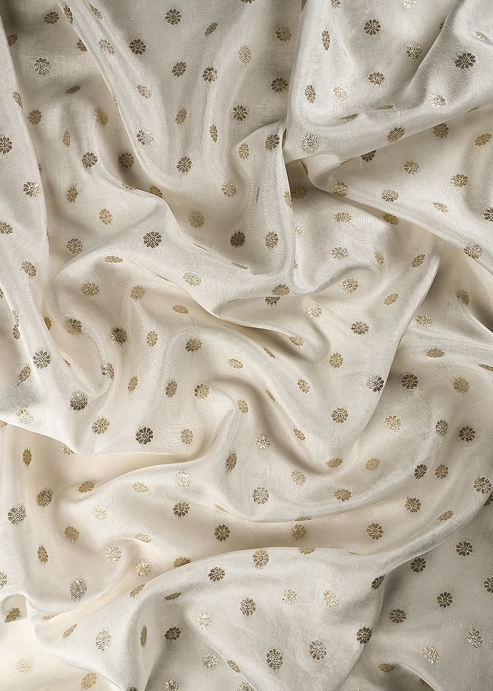 White Dyeable Silk Fabric With All Over Zari Handloom 25028