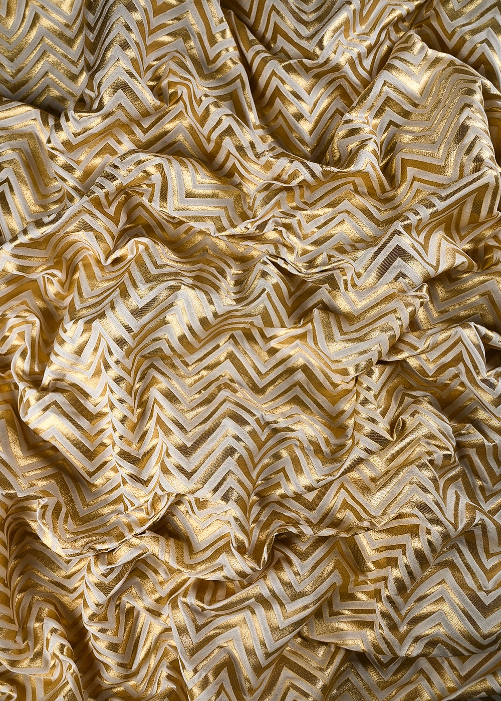 White Dyeable Silk Fabric With All Over Zari Handloom 25104