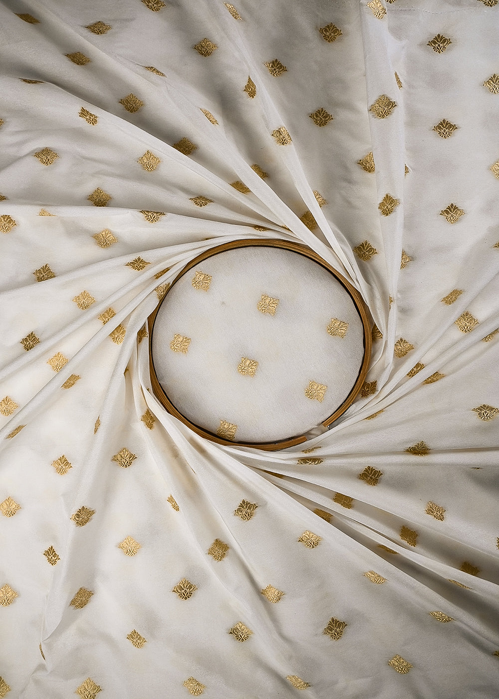 White Dyeable Silk Fabric With All Over Zari Handloom 25108