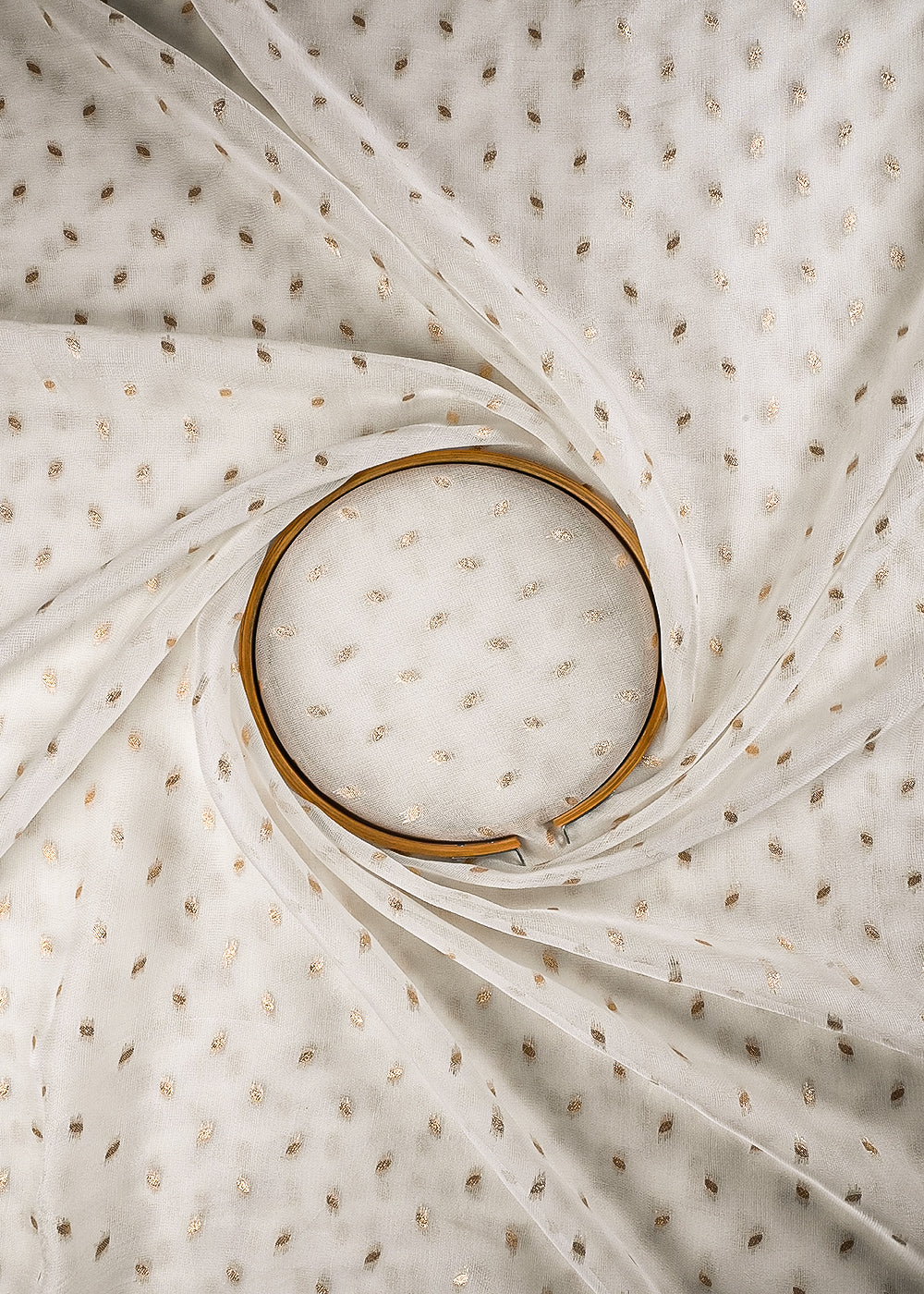 White Dyeable Georgette Fabric With All Over Zari Handloom 25192