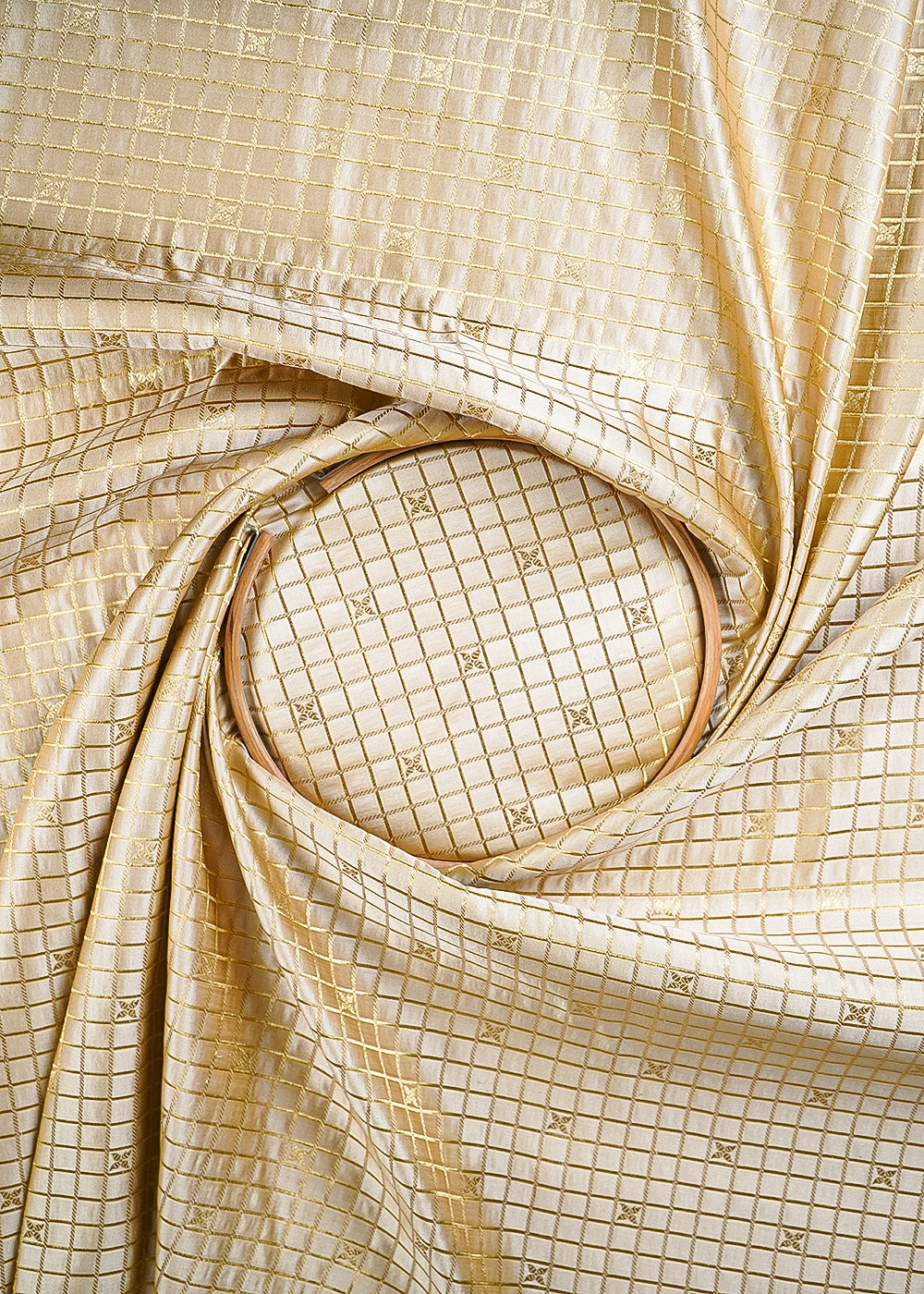 Beige-Banarasi-Brocade-Fabric-With-All-Over-Zari-Handloom-25248