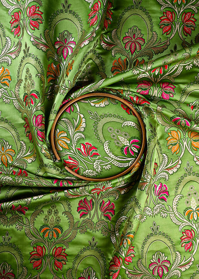 Green Pure Banarasi Brocade Fabric With All Over Thread And Zari Handloom 25269