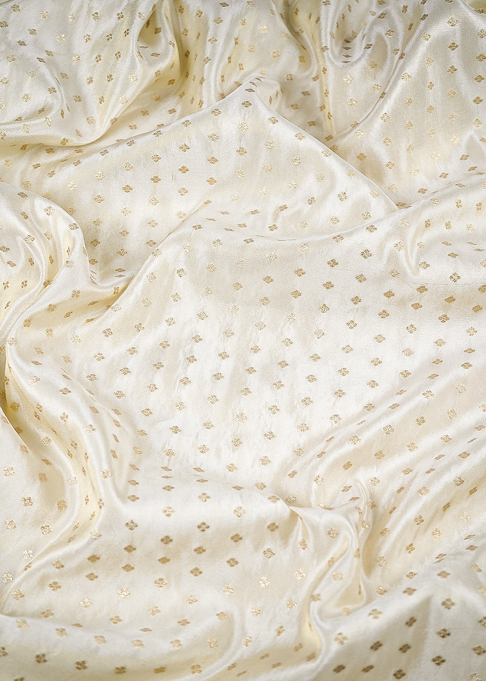 Golden Dyeable Tissue Fabric With All Over Zari Handloom 25331