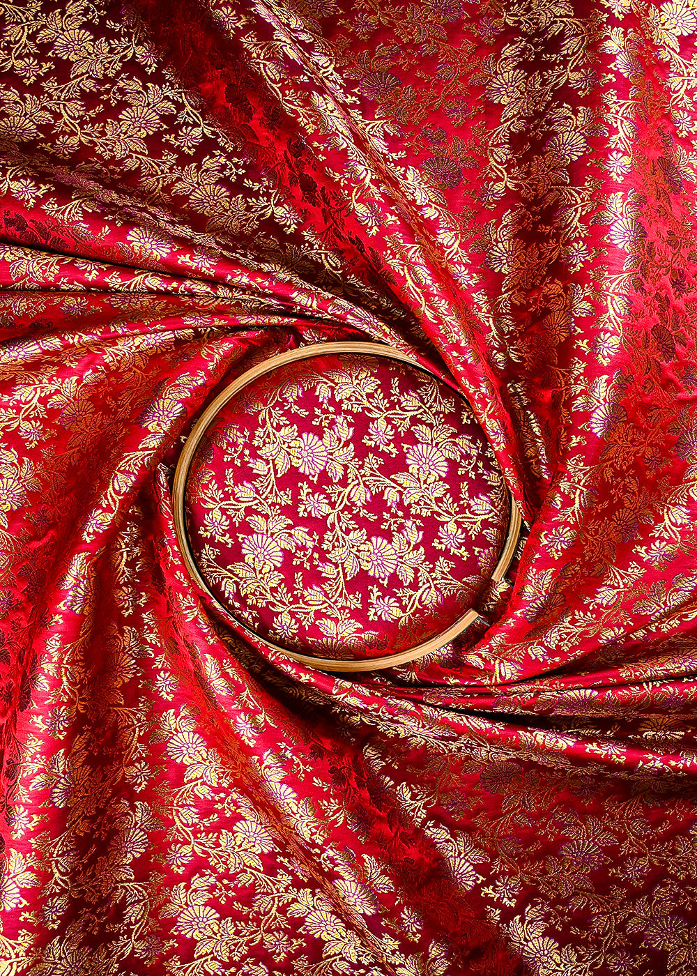 Maroon Banarasi Brocade Fabric With All Over Thread And Zari Handloom 25694