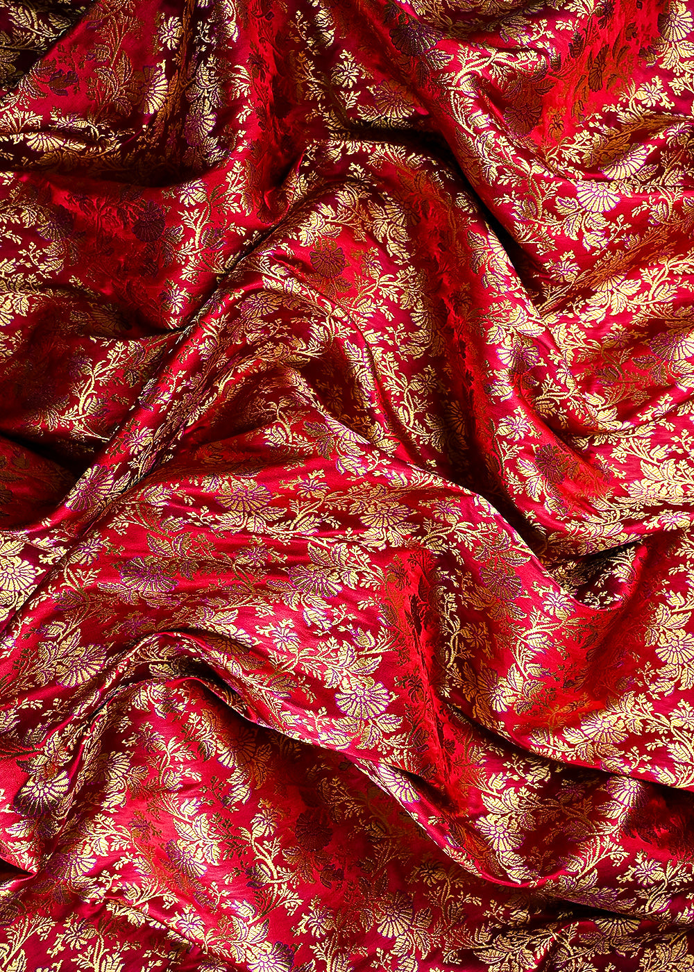 Maroon Banarasi Brocade Fabric With All Over Thread And Zari Handloom 25694
