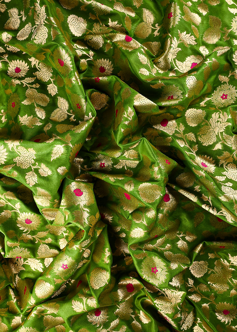 Green Banarasi Brocade Fabric With All Over Thread And Zari Handloom 25767