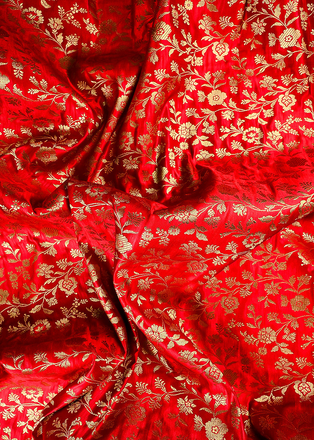 Red Banarasi Brocade Fabric With All Over Zari Handloom 25849