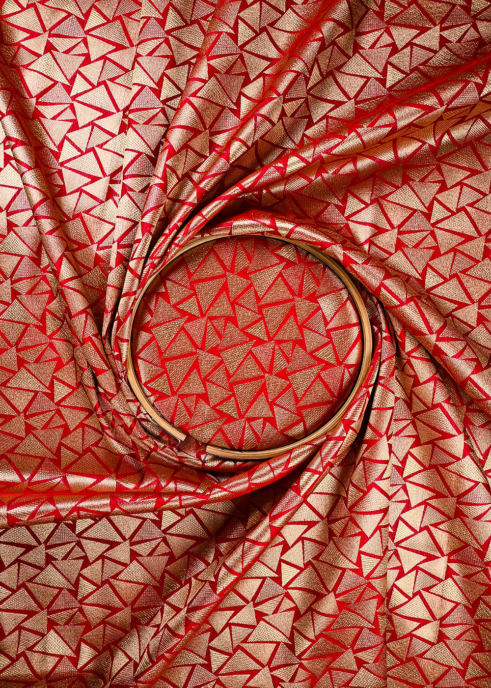 Maroon Banarasi Brocade Fabric With All Over Thread And Zari Handloom 25864
