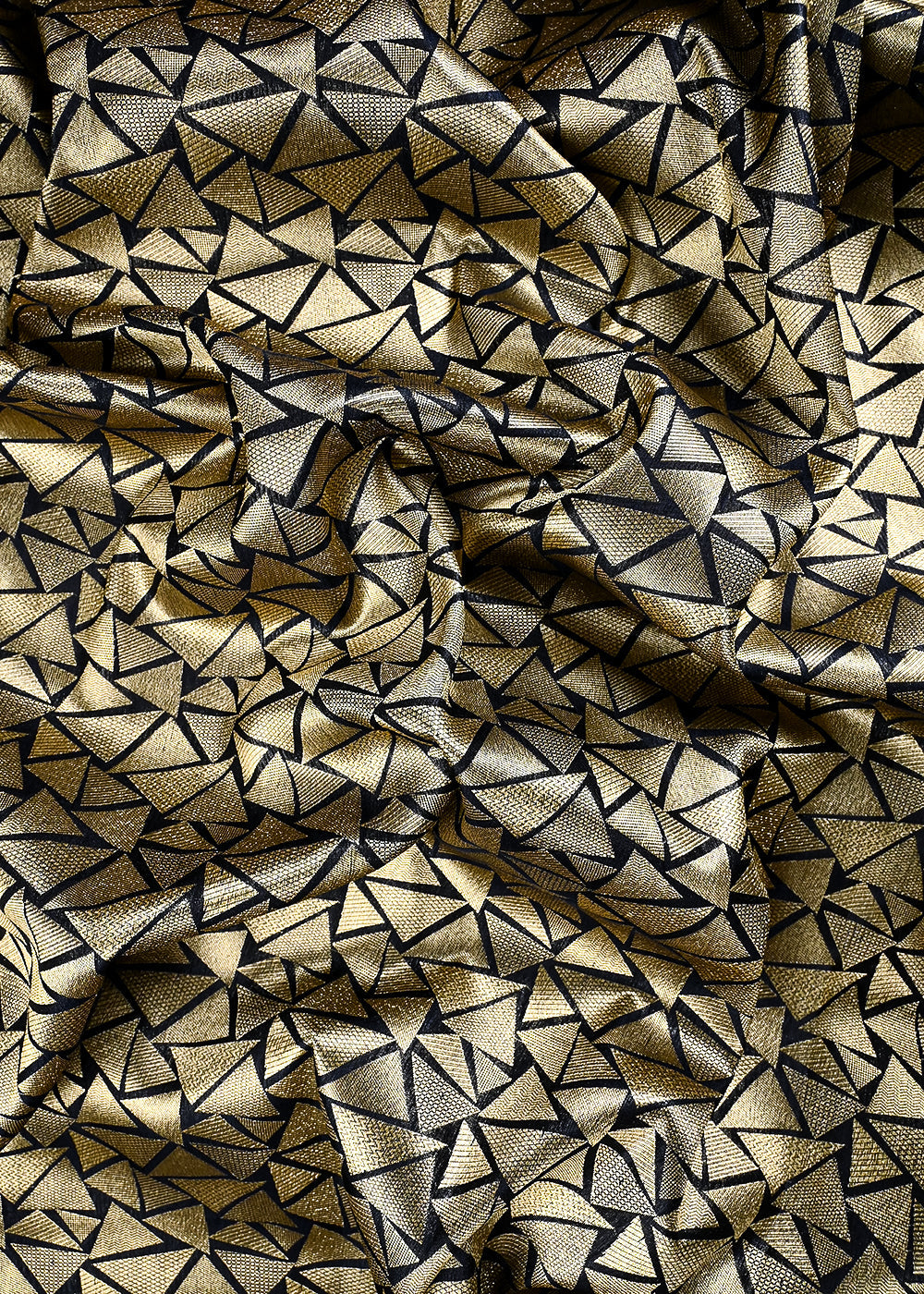 Black Banarasi Brocade Fabric With All Over Thread And Zari Handloom 25869