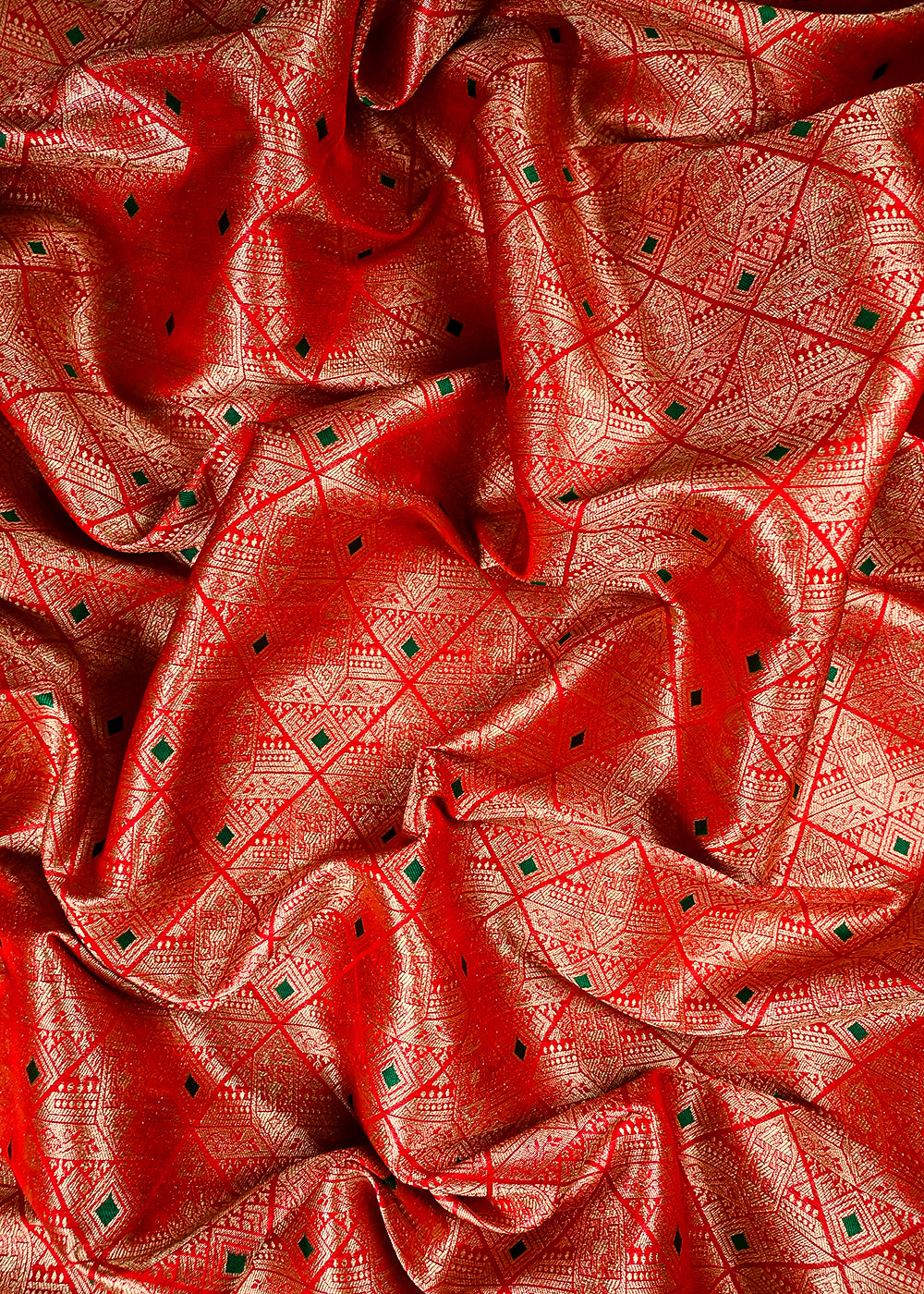 Red Banarasi Brocade Fabric With All Over Thread And Zari Handloom 25870
