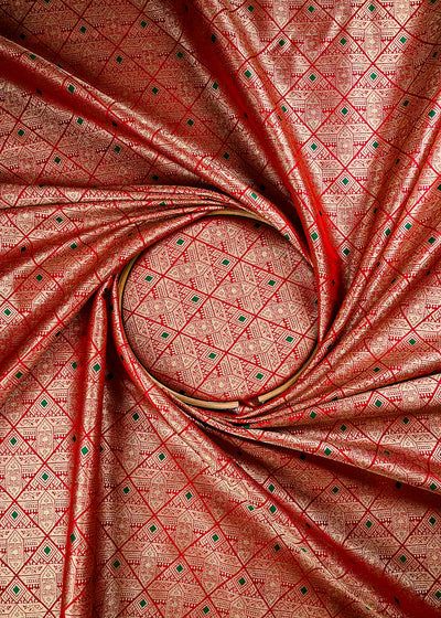 Maroon Banarasi Brocade Fabric With All Over Thread And Zari Handloom 25873