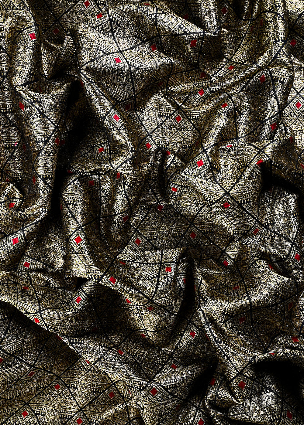 Black Banarasi Brocade Fabric With All Over Thread And Zari Handloom 25874
