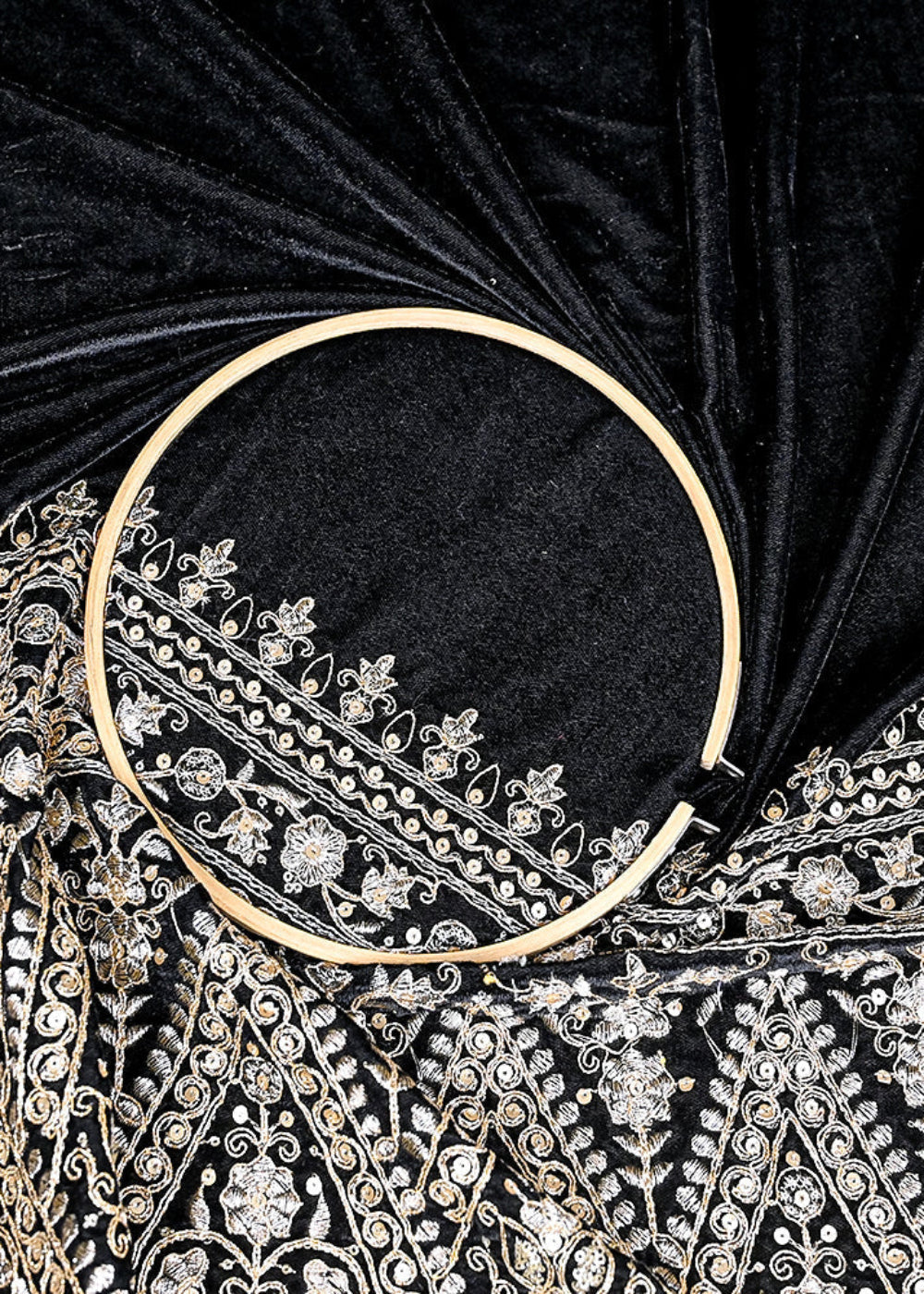 (Pre-Cut 1 MTR) Black Velvet Fabric With One Side Zari And Sequins Border 26051