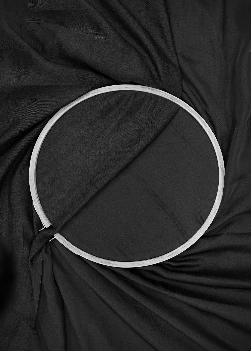 Black-coloured-barfi-silk-fabric-| -9248(14)-close-view