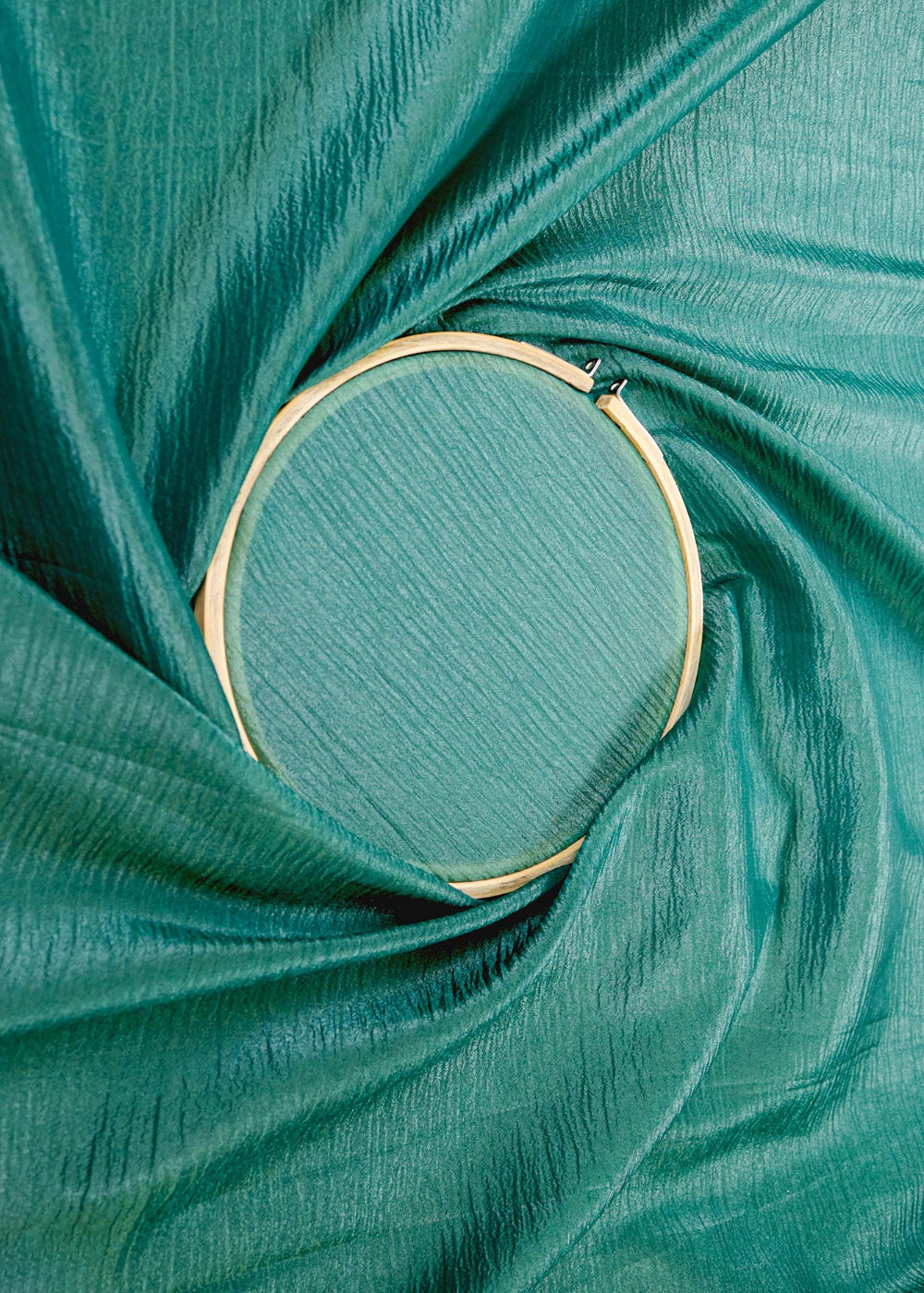 Rama-green-coloured-crushed-tissue-organza-fabric-9259(24)