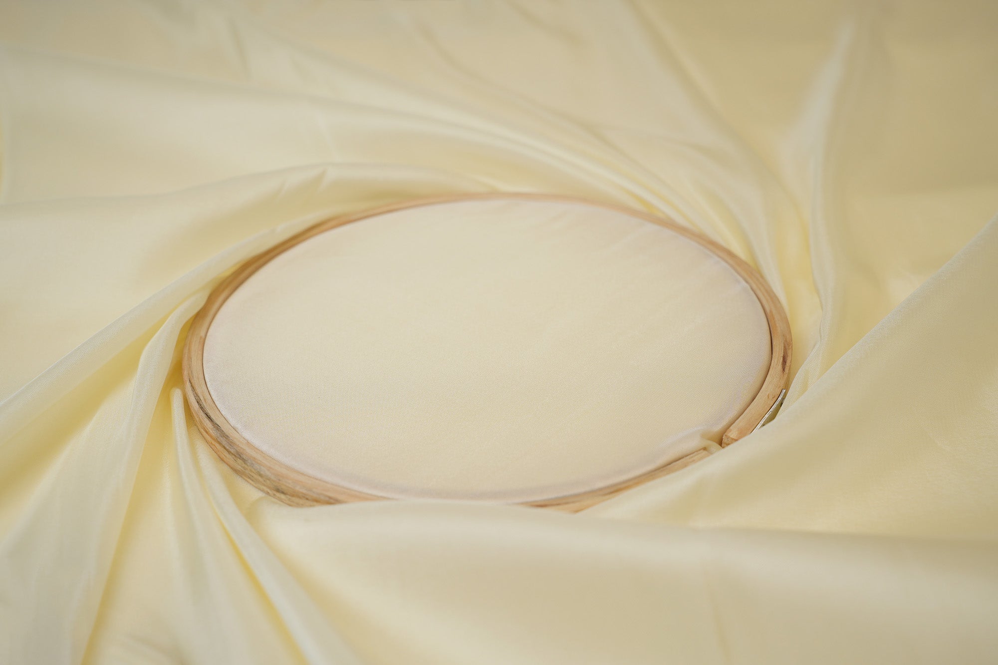 Cream coloured upada silk fabric - Paras Gallery Fabrics