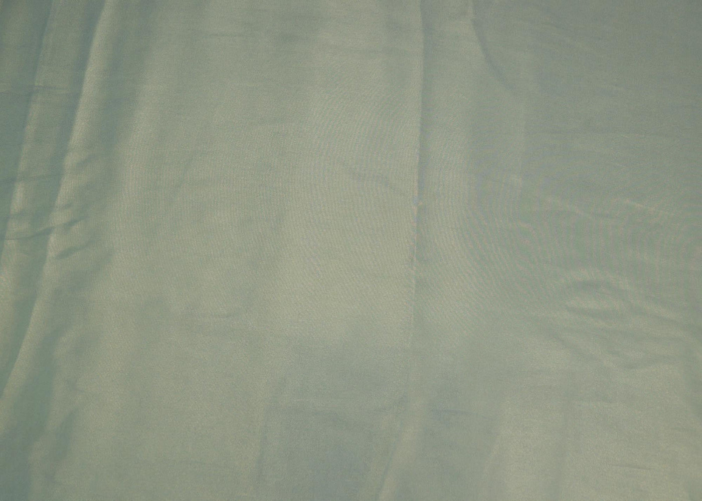Turquiose coloured shimmer georgette