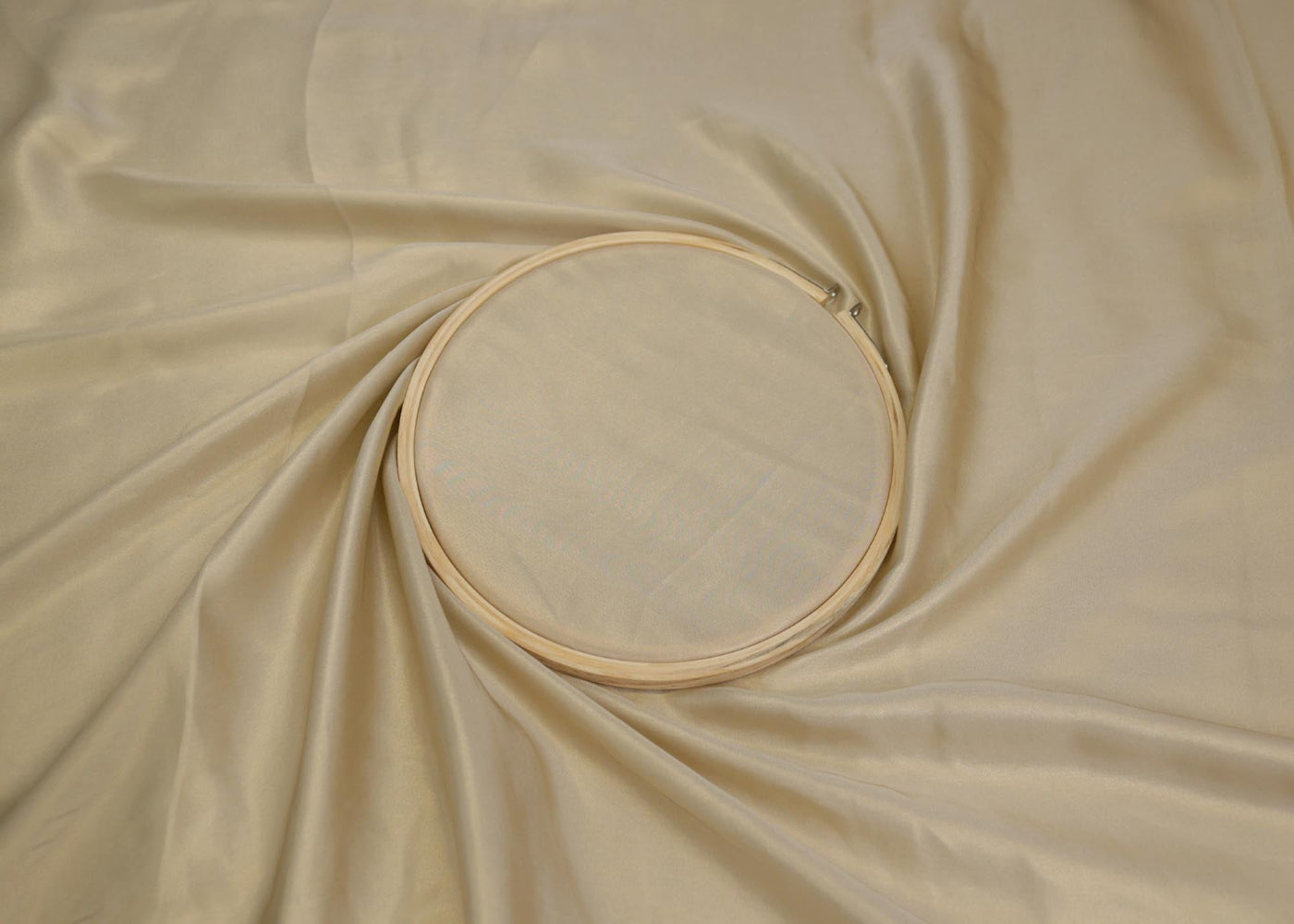 Ivory coloured shimmer georgette - Paras Gallery Fabrics